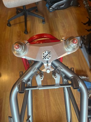 Chasis Ducati 848 Completo + Basculante + Suspensi