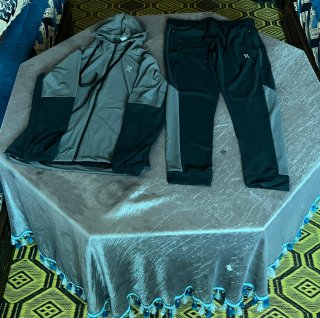 Conjunto deportivo MOZAROT negro