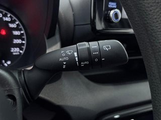 Toyota Yaris 120H Business Plus 85 kW (116 CV)