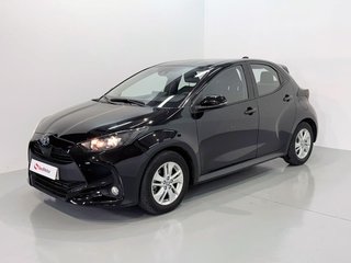 Toyota Yaris 120H Business Plus 85 kW (116 CV)
