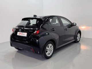 Toyota Yaris 120H Business Plus 85 kW (116 CV)