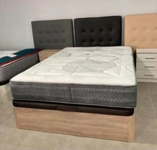Canapé de madera con colchones viscoelástica