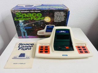 Bambino Space Laser Fight 1983 Retro Game