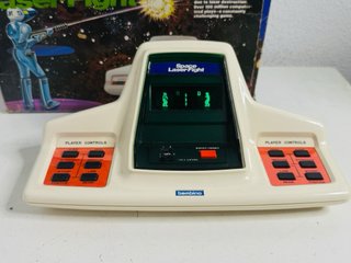 Bambino Space Laser Fight 1983 Retro Game