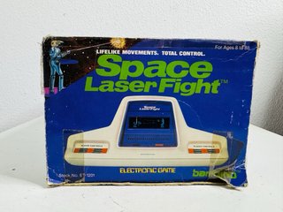Bambino Space Laser Fight 1983 Retro Game