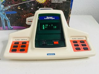 Bambino Space Laser Fight 1983 Retro Game