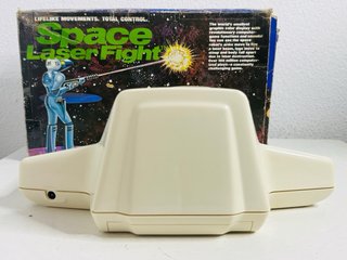 Bambino Space Laser Fight 1983 Retro Game