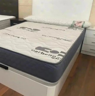 Canapé abatible con colchones viscoelástica