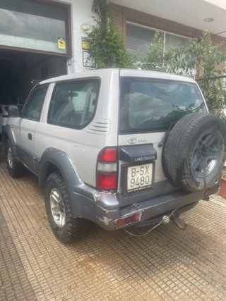 Toyota Land Cruiser 90 1999