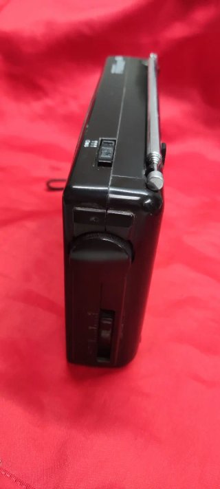 Radio Grundig Yacht Boy 206 Multibanda Vintage