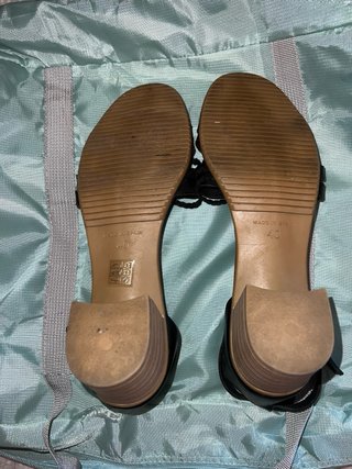 Sandalias Chika10 Negras y Marrones