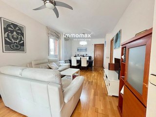 Casa adosada en venta en Montmar en Castelldefels