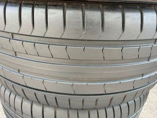 Neumáticos Pirelli 255/40/21 102V