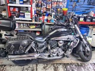 Hyosung Aquila 650 EFI Cruiser Negra