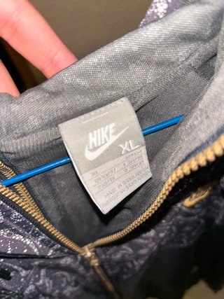 Chaqueta cortavientos Nike estampada