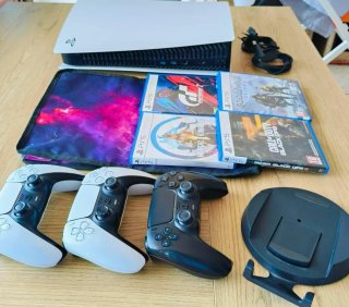 Consola PS5 FAT con 2 mandos y juegos