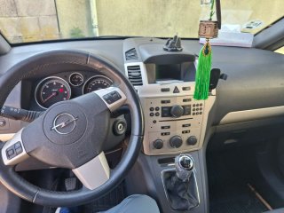 Opel Zafira 2008