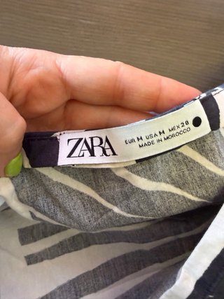 Falda Zara corta geométrica M