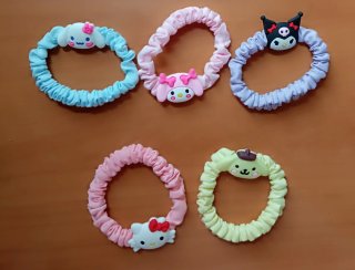 Lote Sanrio 19 Accesorios cabello infantil. Nuevo.