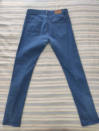 Pantalón vaquero azul hombre