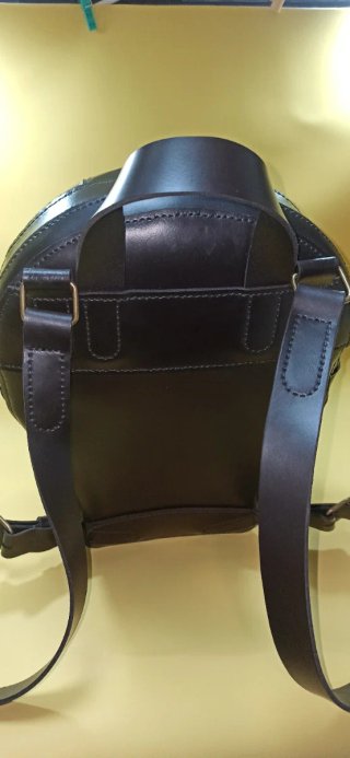 Mochila calavera piel vacuno