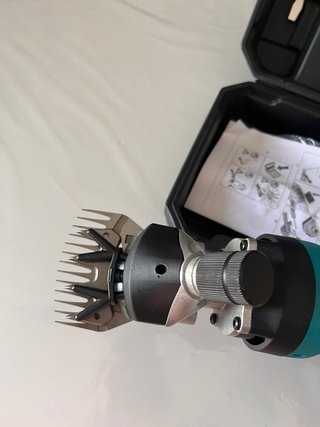 Tagliacapelli elettrico per pecore
