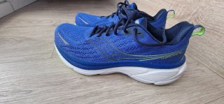 Saucony Hurricane 25 Talla 46