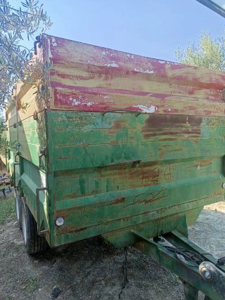 Remolque agrícola TARA 1500KG PMA 6500KG