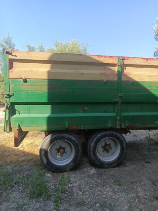 Remolque agrícola TARA 1500KG PMA 6500KG