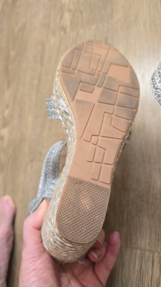 Sandalias cuña plateadas talla 39