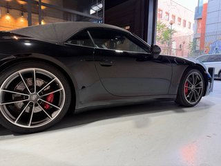 Porsche 911 (992) Carrera 4S Cabrio