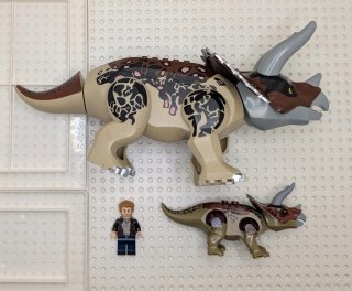 3 Figuras Jurassic Park, Jurassic World.