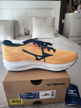Scarpe da corsa Mizuno Wave Serene per uomo, taglia 42.5