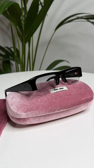Gafas Miu Miu Negras