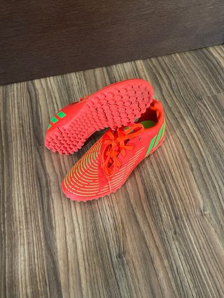 Scarpe da calcio Adidas Predator taglia 36.5