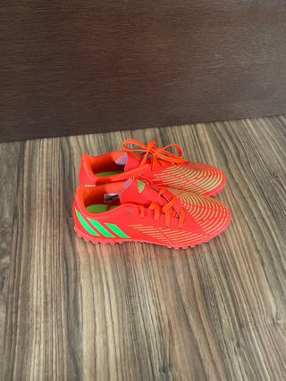 Scarpe da calcio Adidas Predator taglia 36.5