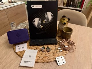Auriculares Twistura Woodnote IEM