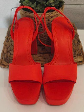 Scarpe Stradivarius Taglia 37