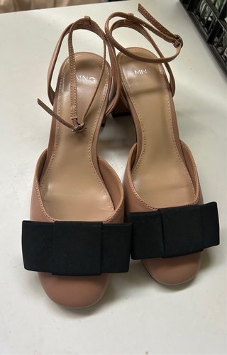 Zapatos Mango Beige y Negro Talla 36