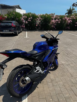 Yamaha R125 2025 Azul