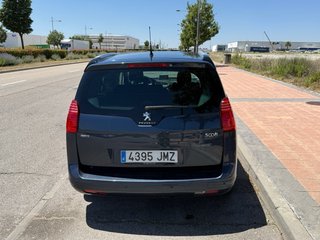 Peugeot 5008 2016