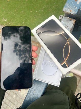 iPhone 16 Pro Max Gris 256g