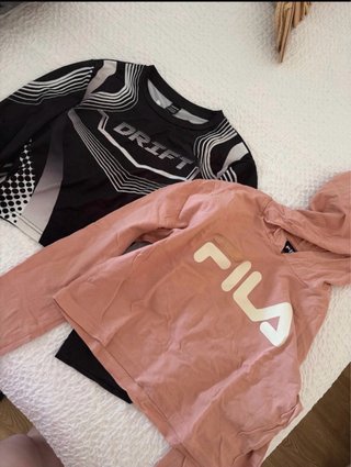 Consignazione di abbigliamento da donna e uomo
