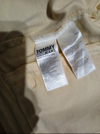 Chaqueta vaquera Tommy Hilfiger color vainilla