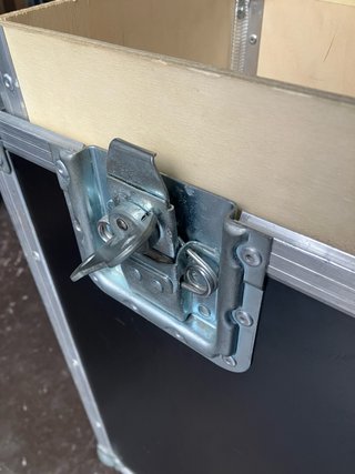 Flightcase baúl con compartimentos