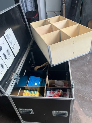Flightcase baúl con compartimentos