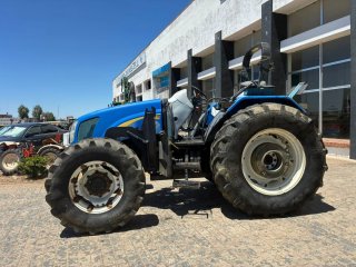 New Holland T5060 DT arco