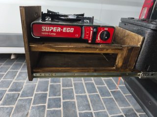 Mueble camper hecho a medida para Citroën Berlingo