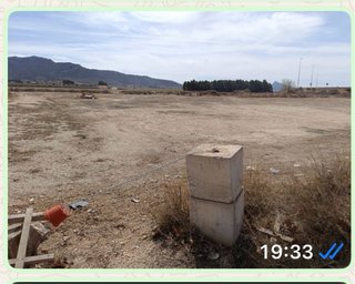 Vendo parcela de 10340 m en poligono de villena