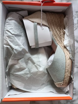 Zapatillas Refresh para chicas color verde oliva